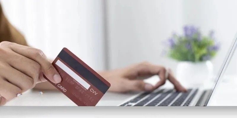 Nạp tiền V9WIN siêu tốc, an toàn cho mọi người chơi 4 Đội ngũ nhân viên hỗ trợ tận tình trong quá trình giao dịch